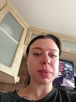 AlishaOfThorns webcam