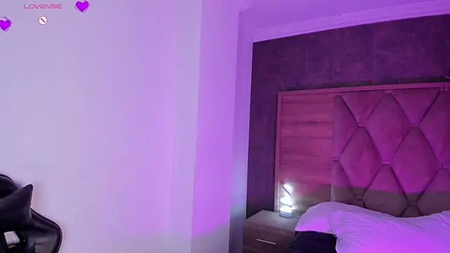 CristineRain webcam