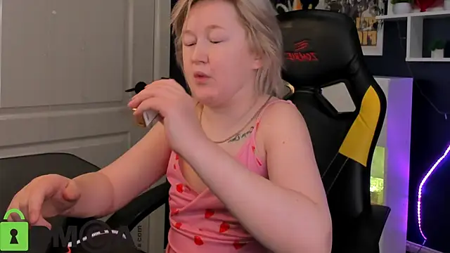 Sara_Robinson webcam