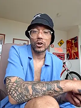 Mr_Graffitimile webcam