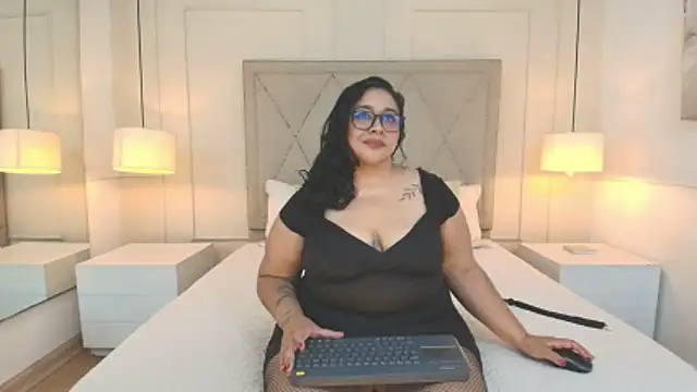 viickylee - ViickyLee's free webcam - UK Sex Cams