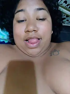 Webcam Model (Samantha-Fox7)  is live.Free join now!