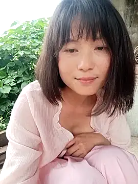 linda_bae00 webcam
