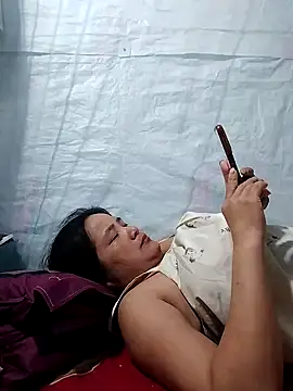 BigAss-69 webcam