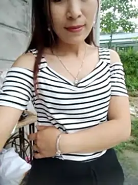 thobaby112 - Thobaby112's free webcam - UK Sex Cams
