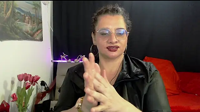 Aleja_Gonzales webcam