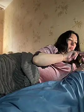 Naughtbaby_2025 webcam