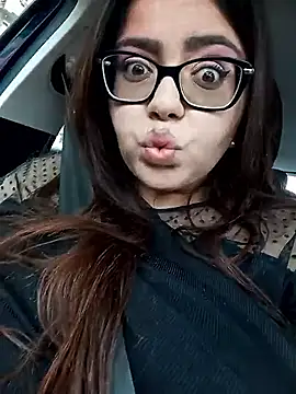 AriaRussell webcam