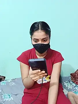 Webcam Model (18_year_old_girl)  is live.Free join now!