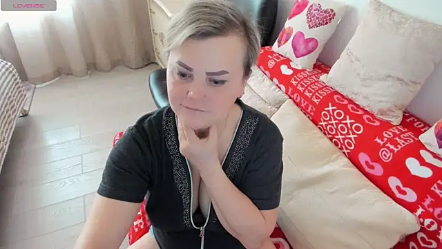 MildMature webcam