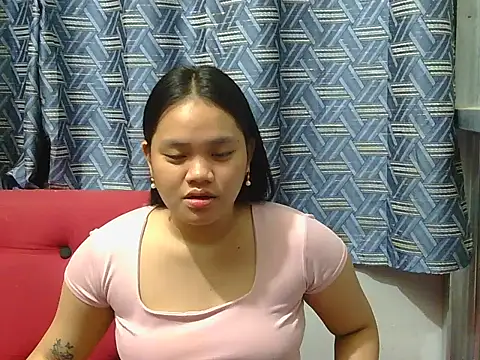 prettykrysgirl webcam