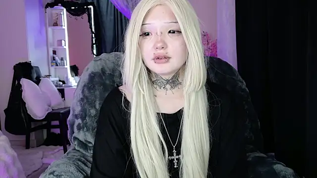 Lein_Bone live sex cam