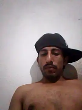 tu_chicomalo22cm - Tu_ChicoMalo22CM's free webcam - UK Sex Cams