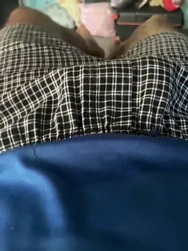 wildboy_simon webcam