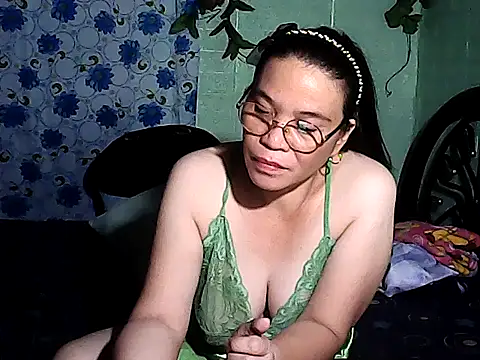 Adeline05 webcam