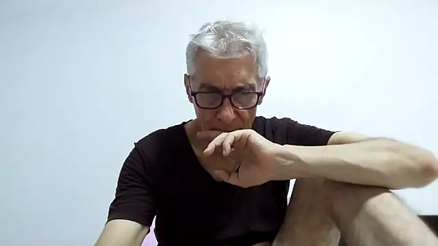 BIGUNCUTHARDCOCK webcam