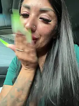 RuslanaXX webcam