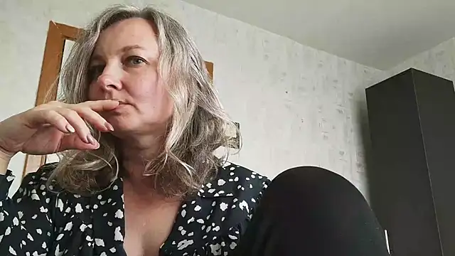 EdithManning webcam