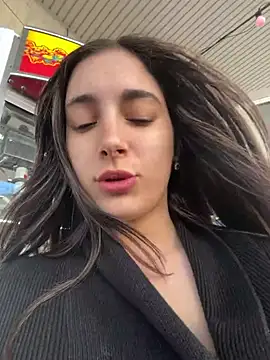 sexymelli18 (F teen) - Ridedildo+lastipwins100pic+1gfts
