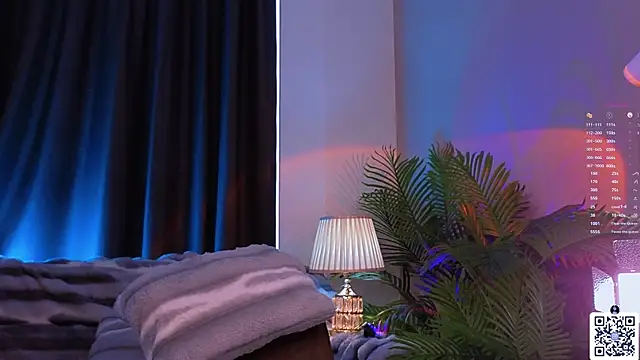 virginiahouston (F teen) - show feet