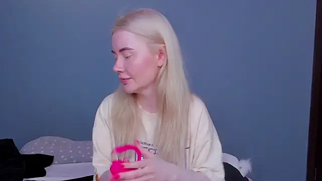 Lillie_Berry webcam