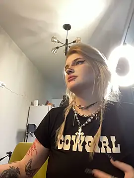 drivethruciri (G teen) - FINGERING PUSSY CLOSE UP HARD