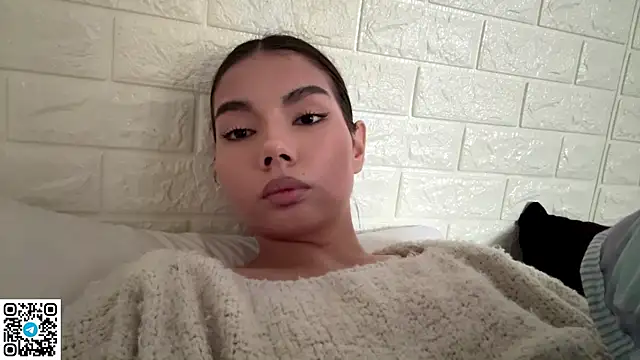 MarylnMonnier webcam
