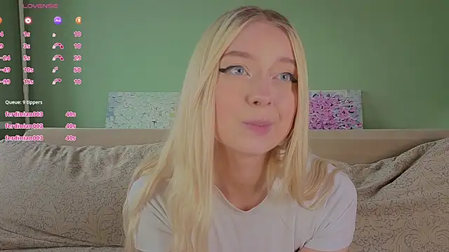 chanelbayerr (F teen) - handbra