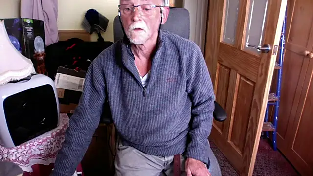 moonraker64 (M grandpa) - make me cum