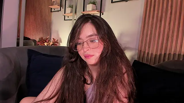 Eva_Macalliter webcam
