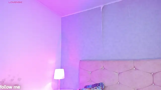 cameliaa_smiith - Cameliaa_Smiith's free webcam - UK Sex Cams