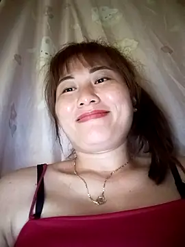 lucxy-ki6 - Lucxy-ki6's free webcam - UK Sex Cams