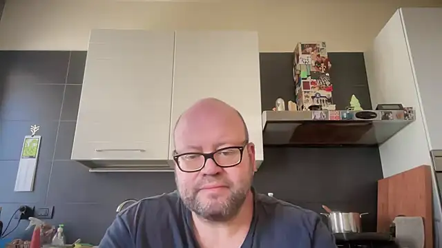 theitalianbear webcam