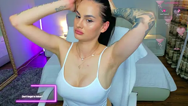 LexieRosse webcam