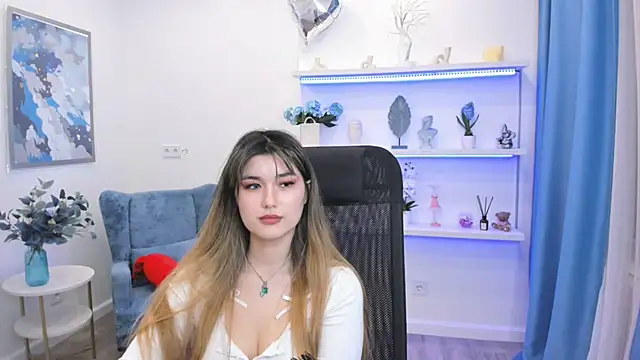 annetli - AnneTLi's free webcam - UK Sex Cams