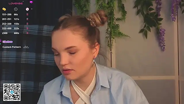 JulieLupo webcam
