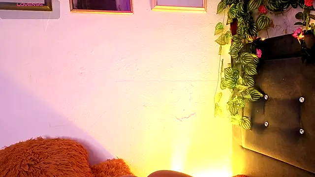 Alisse_Storm webcam