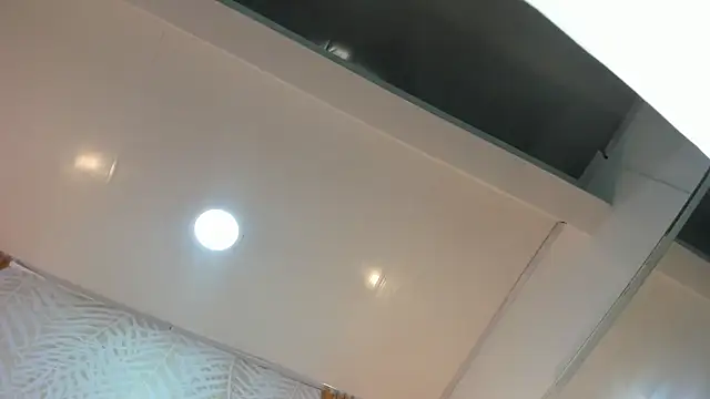 Eimy_Curvy webcam