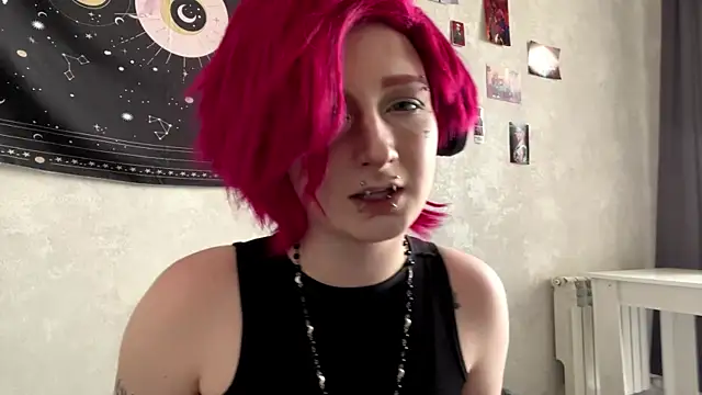 Playful_Vi webcam
