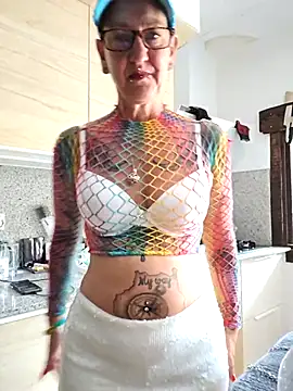 emma_milf25 (F mature) - LT geht one Video
