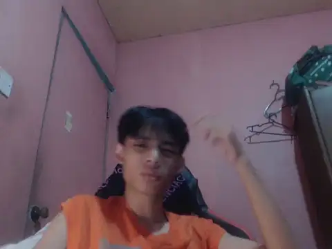 kyoshi_19 (M twink) - Fash dick 25 token, cum in public