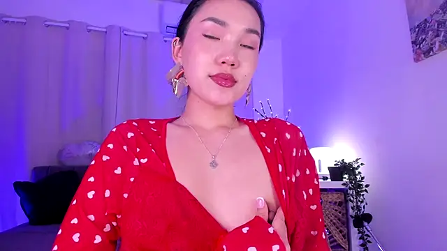 divine_madeleine (Ask my age) - SIT ON UR FACE