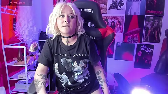 mistresscrowley666 webcam