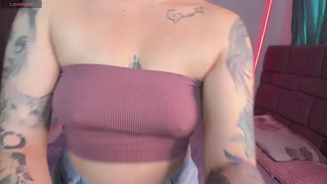 maazikeenx webcam