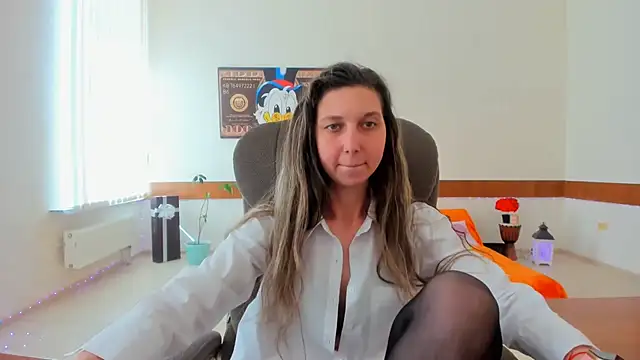 ellina_star - Ellina_Star's free webcam - UK Sex Cams