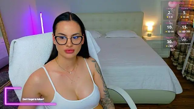 LexieRosse webcam