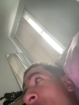 Bigdickpinnky webcam