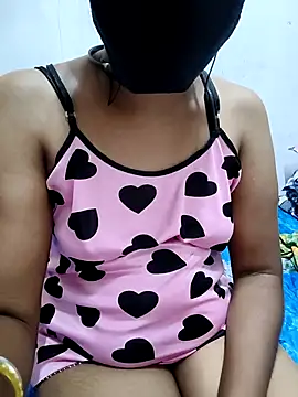 deepa-telugu143 (F milf) - Nude show in public new year special