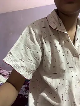 sandhya_77 (F young) - Lovesense