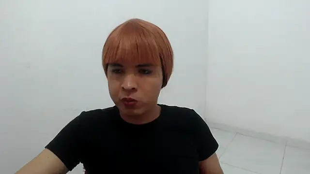 estefania224 webcam